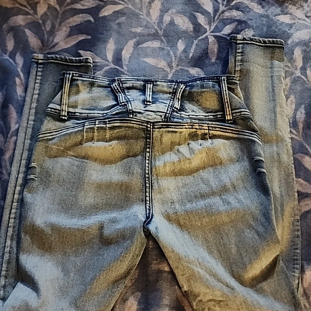 Jeans - Picture 8 of 8